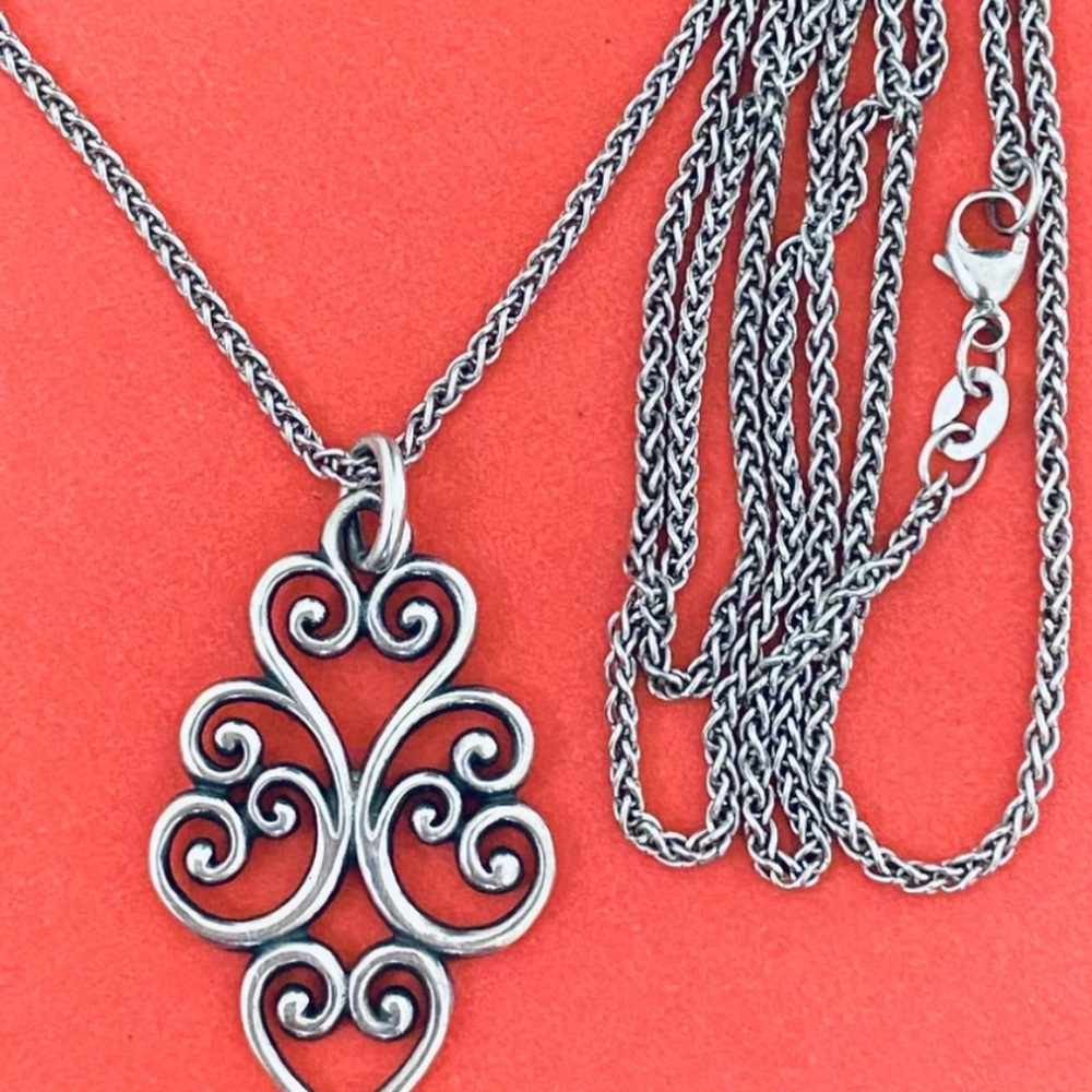 James Avery - Sterling Silver Retired Jubilant Heart Pendant, Necklace 18”